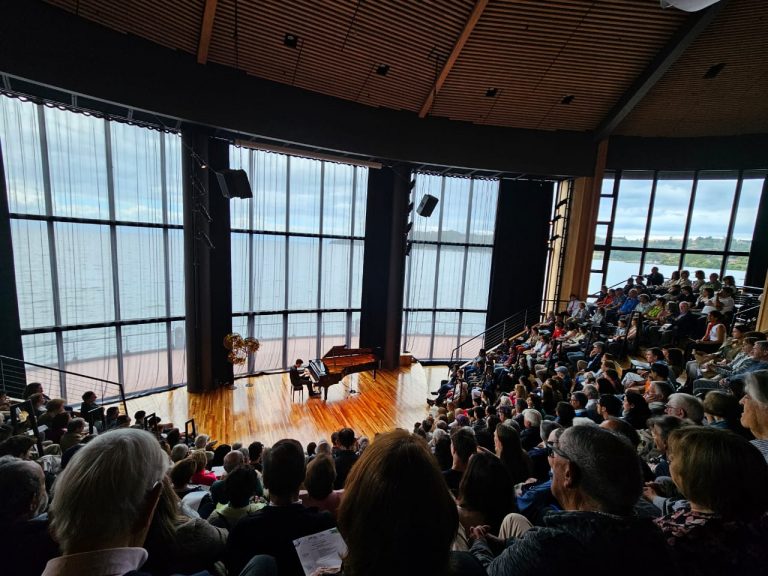 Santiago del Cile, il Maestro Claudio Berra in concerto