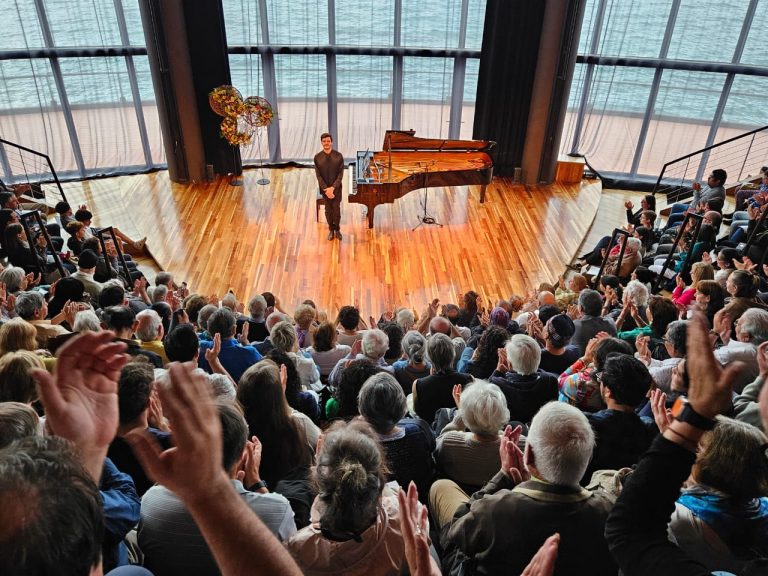 Santiago del Cile, il Maestro Claudio Berra in concerto