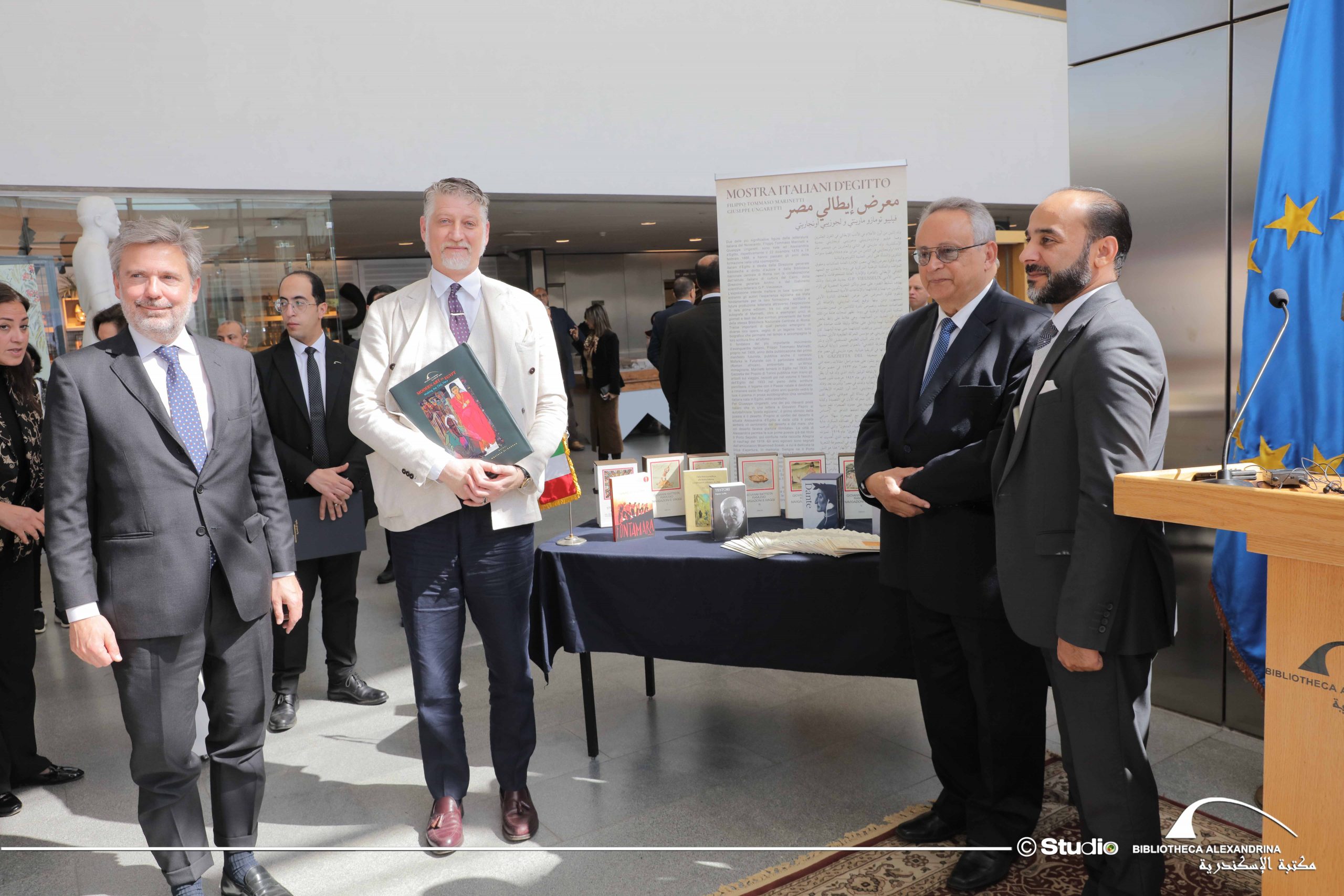 Egitto, consegna della “Biblioteca Italia” alla Bibliotheca Alexandrina