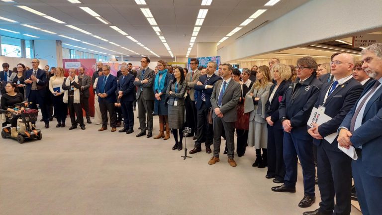 Ginevra, Ministro Locatelli inaugura mostra “La Convenzione ONU sui diritti delle persone con disabilità attraverso gli occhi dei giovani”