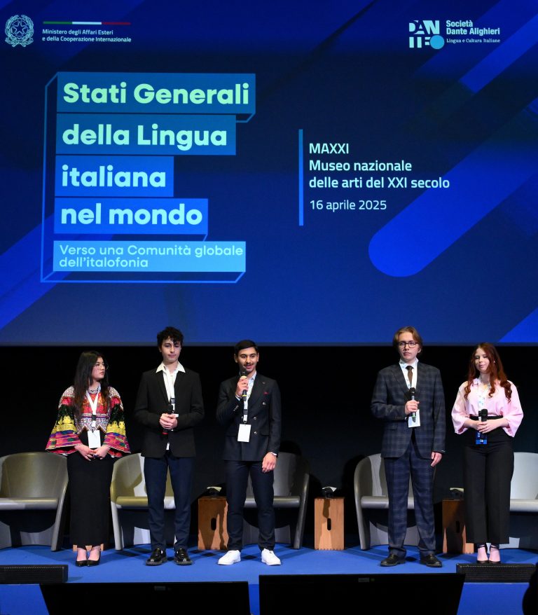 Il Ministro Tajani agli Stati Generali della Lingua Italiana nel Mondo