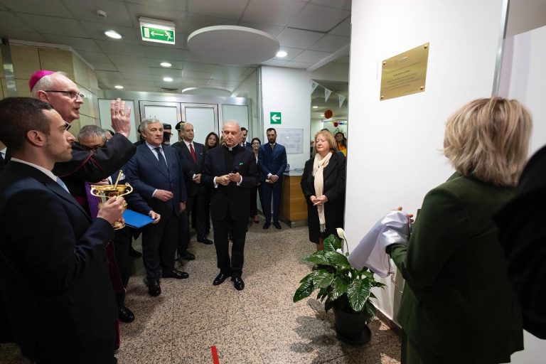 Solidarietà alla Farnesina. Lanciata l’apertura mensile della mensa del ministero a persone bisognose