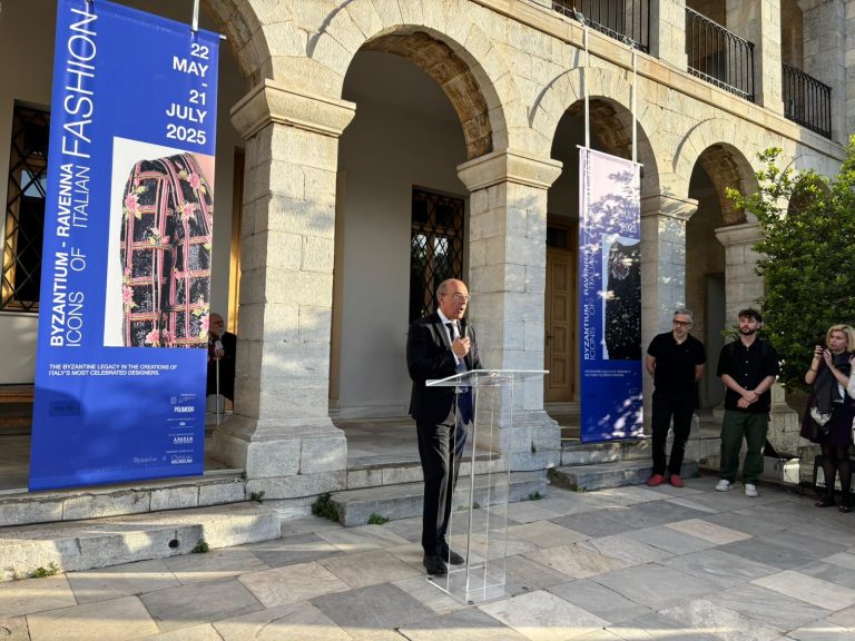 Atene, Mostra “Bisanzio – Ravenna. Icone della Moda Italiana”