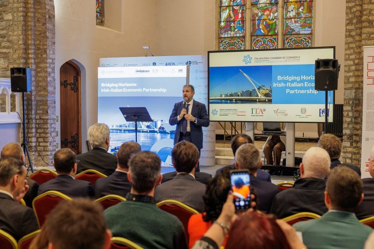 Dublino, “Italia Geniale – Design enables”