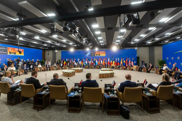 Missione del Ministro Tajani ad Antalya per partecipare alla riunione informale dei Ministri degli esteri NATO