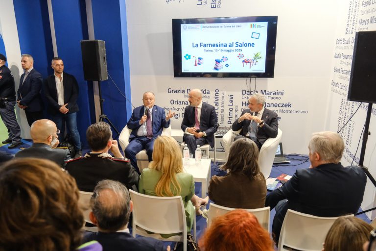 Torino, la Farnesina al Salone del Libro