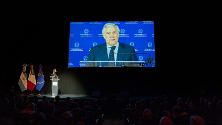 Buenos Aires, Festa della Repubblica al Teatro Coliseo
