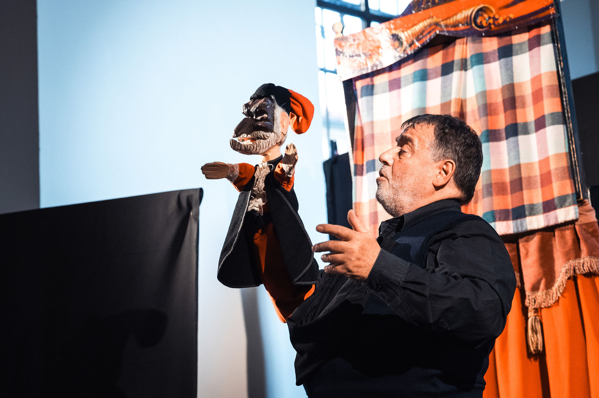 Burattini e pupi della tradizione italiana Credits IIC Praga Jakub Hrab