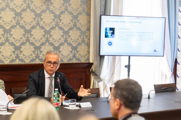 Comitato Neapolis 2500