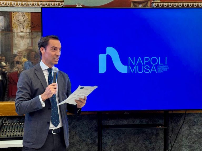 Comitato Neapolis 2500