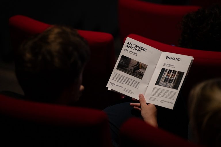 Italian Screens - Credits Khalifa Hussein