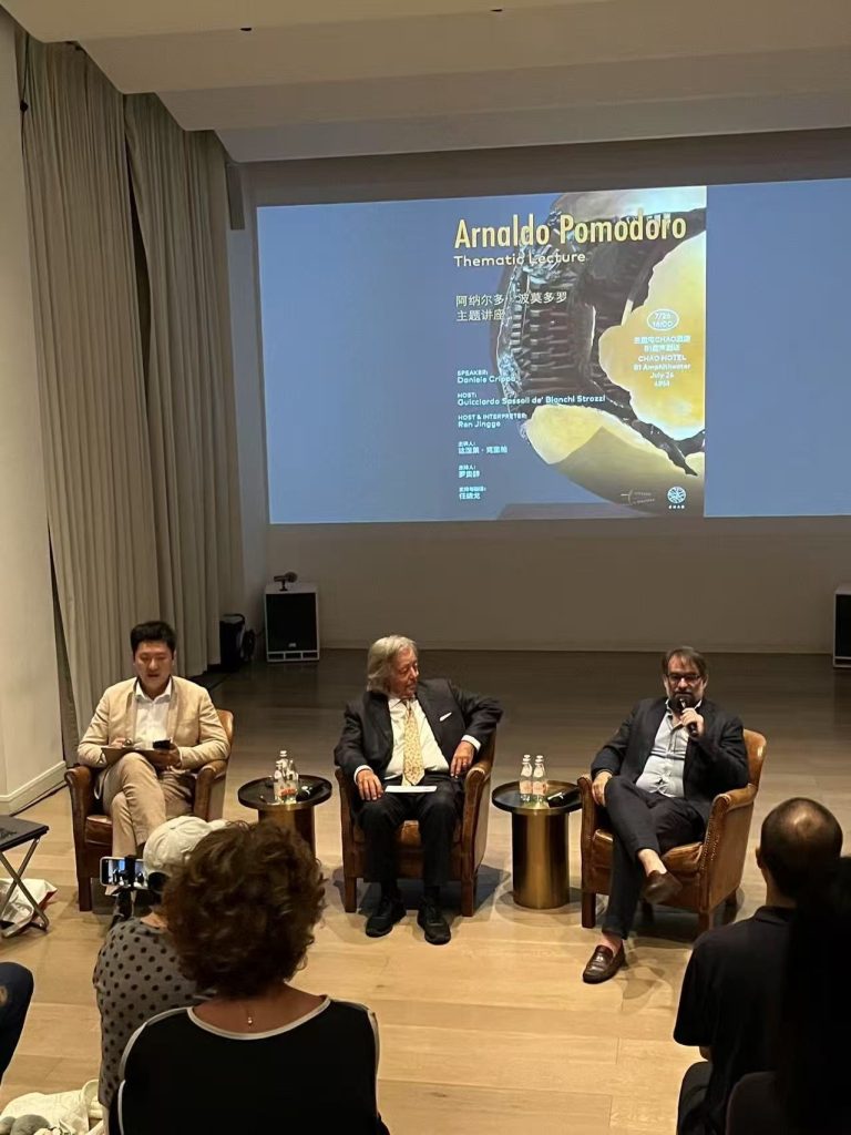 Pechino, conferenza su Arnaldo Pomodoro