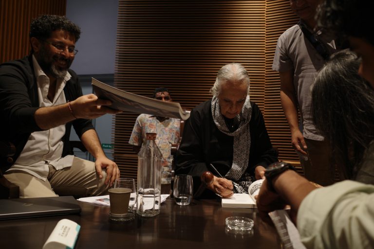 New Delhi, Beyond Boundaries