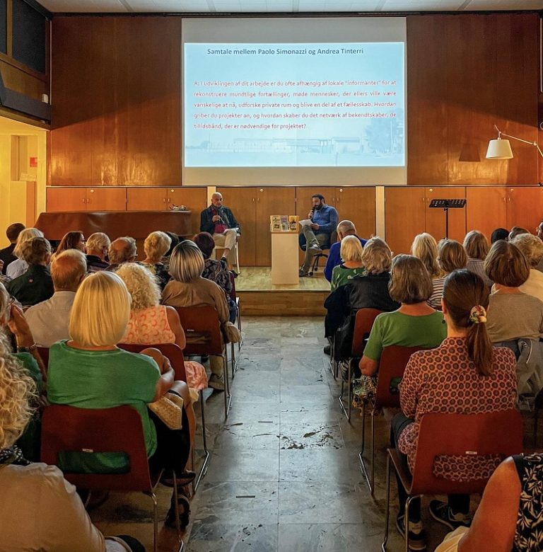 Copenaghen, Paolo Simonazzi in mostra con “Mondo Piccolo”