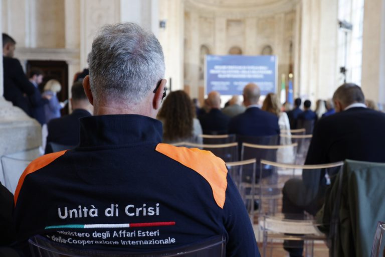 “Giornalisti sicuri”. Palazzo Chigi e la Farnesina al fianco dei giornalisti all’estero