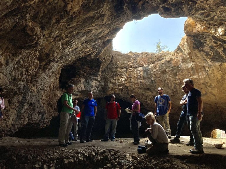 Grotta di Ifri n’Amr ou Moussa, Khemisset. Veduta dell’interno della grotta (foto: G. Lucarini; Archivio OBAP).