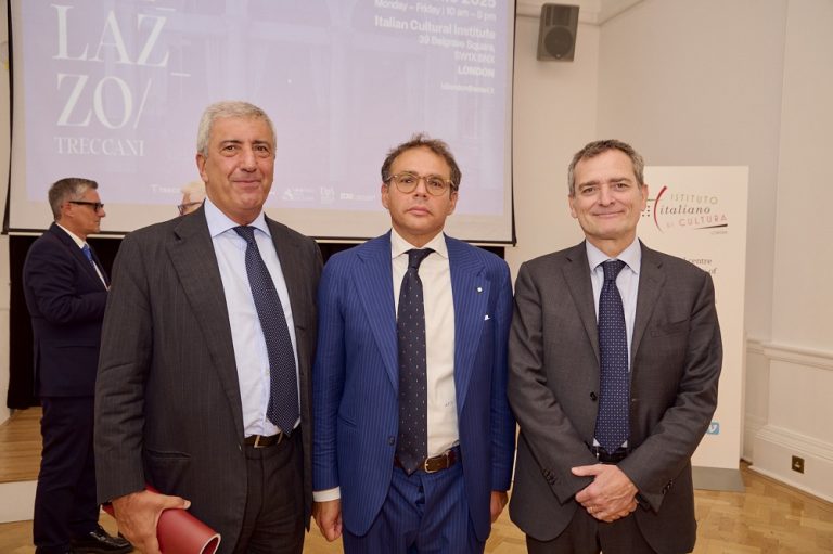 Londra, mostra per il centenario di Treccani