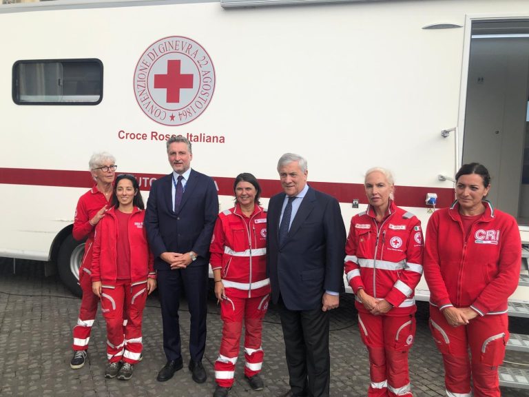 Giornata per la donazione del sangue alla Farnesina