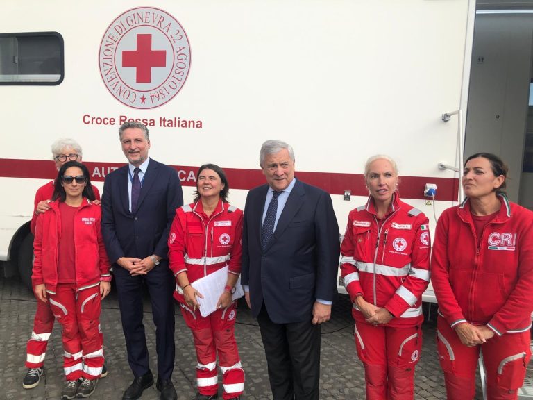 Giornata per la donazione del sangue alla Farnesina Giornata per la donazione del sangue alla Farnesina