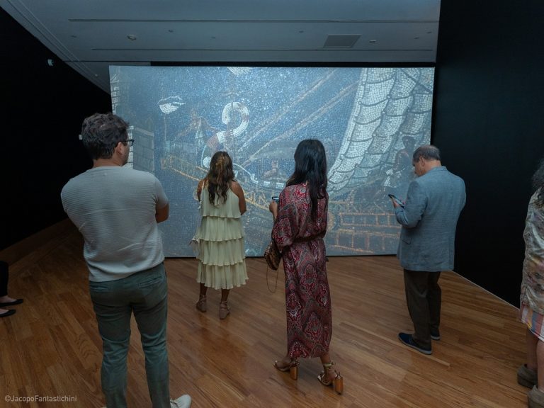 Miami, in corso la mostra immersiva “Mosaico”
