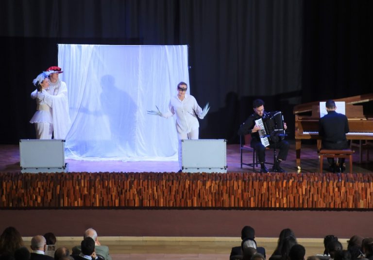 Opera, Amore - credits Yonas Gebremedhin