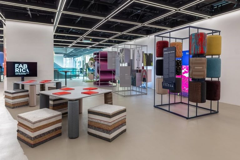 Hong Kong Business of Design Week. Mostra Fabrica