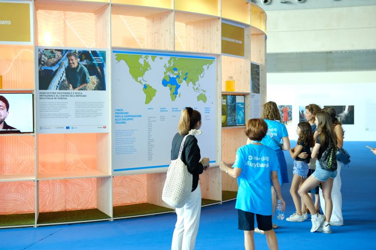 Meeting di Rimini, edizione 2024 – C’è un’Italia che Coopera