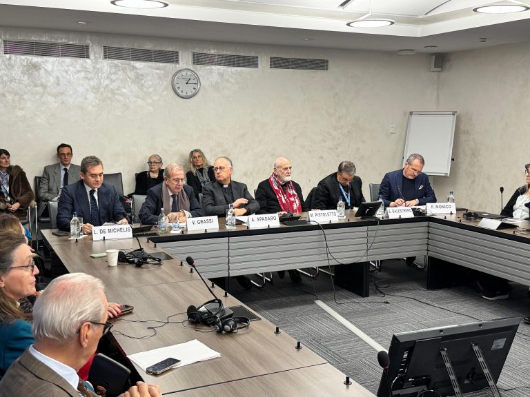 Ginevra, presentato libro “Spiritualità” di Pistoletto e Spadaro