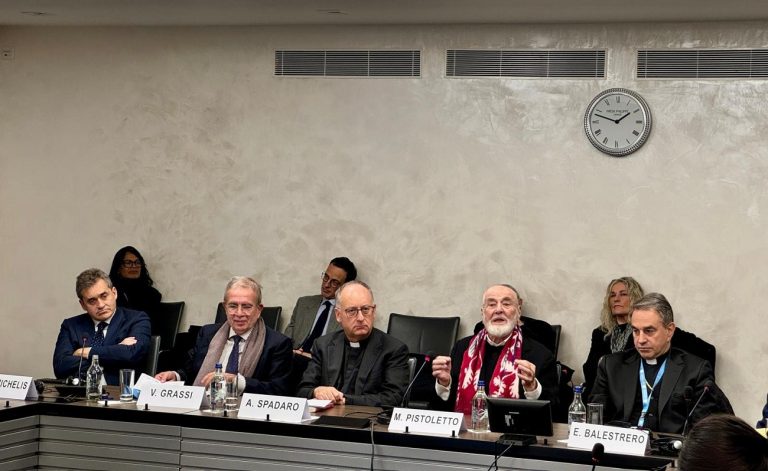 Ginevra, presentato libro “Spiritualità” di Pistoletto e Spadaro