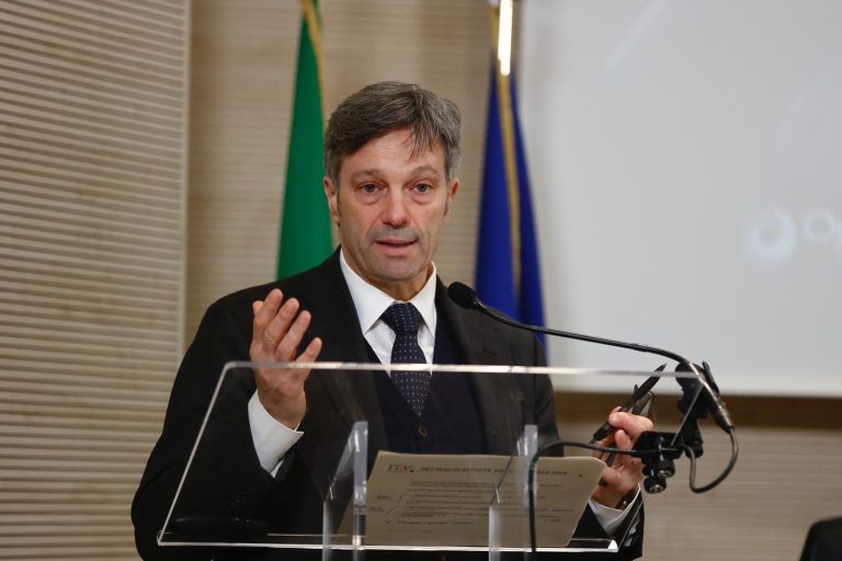 Tajani presenta il Calendario Fieristico 2026