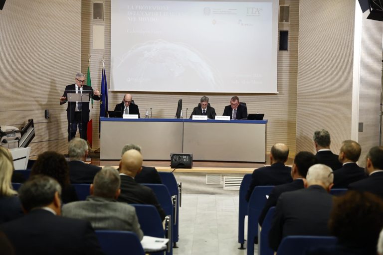 Tajani presenta il Calendario Fieristico 2026