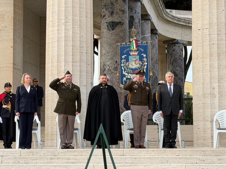 Tajani-ad-anzio-e-nettuno-per-82-anniversario-dello-sbarco-alleato