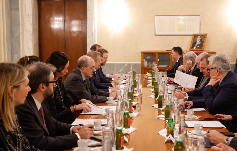 Firma del Protocollo d’intesa tra MAECI e Consiglio Nazionale dei Dottori Commercialisti