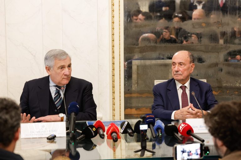 Missione del Ministro Tajani in Sicilia, Calabria e Sardegna per sostenere le imprese esportatrici colpite dal maltempo