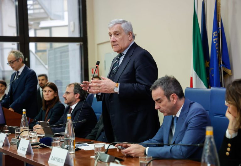 Ministro Tajani in Sicilia, Calabria e Sardegna