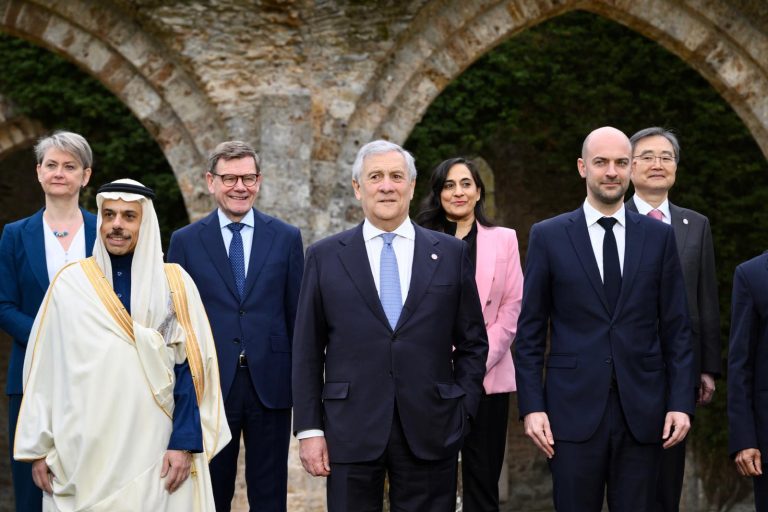 Tajani al G7 Esteri: secondo giorno di lavori dedicato a Iran, Ucraina, crimine transnazionale e minerali critici