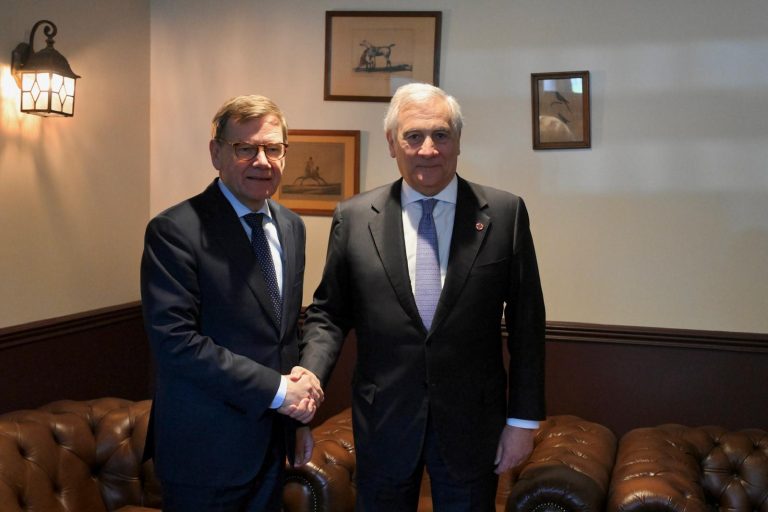 Tajani al G7 Esteri: secondo giorno di lavori dedicato a Iran, Ucraina, crimine transnazionale e minerali critici