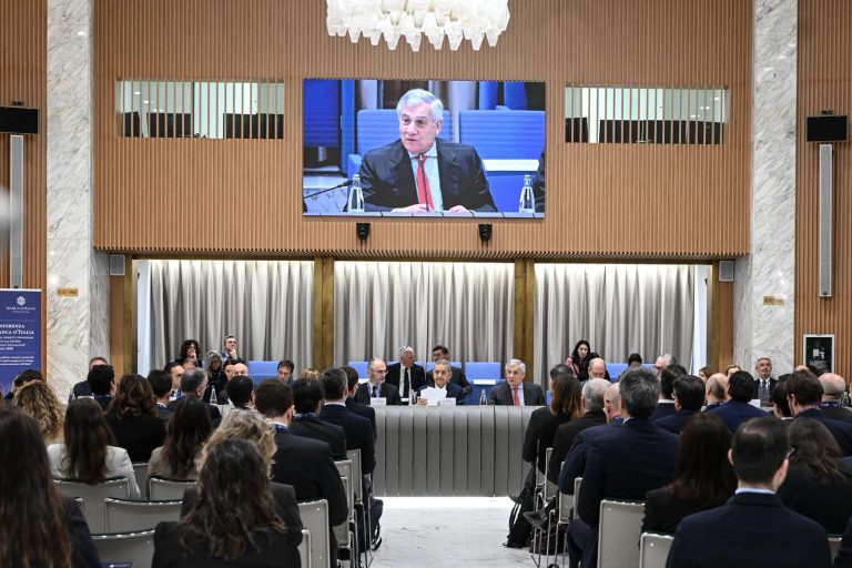 Il Ministro Tajani apre la XVI Conferenza Congiunta MAECI - Banca d'Italia