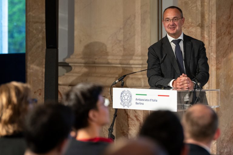 Quantum - Research, Industry and the Arts