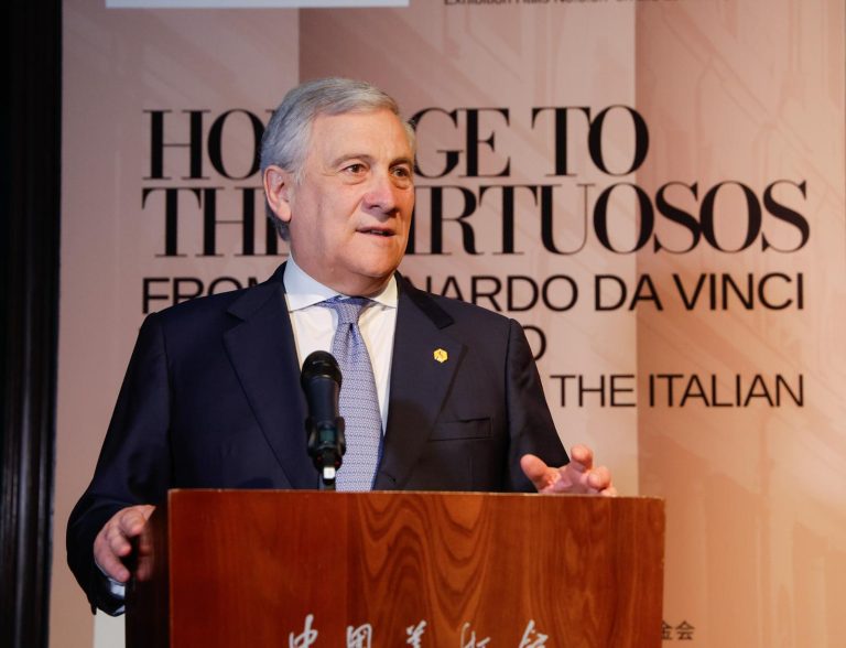Tajani arrivato a Pechino. Confronto su Iran, Ucraina e Commissione Economica Mista