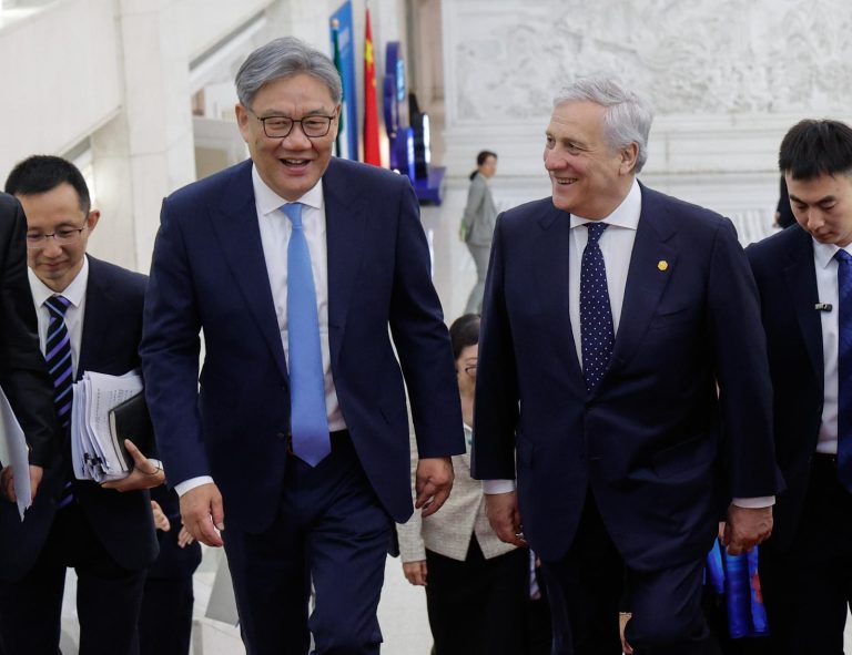 Tajani arrivato a Pechino. Confronto su Iran, Ucraina e Commissione Economica Mista