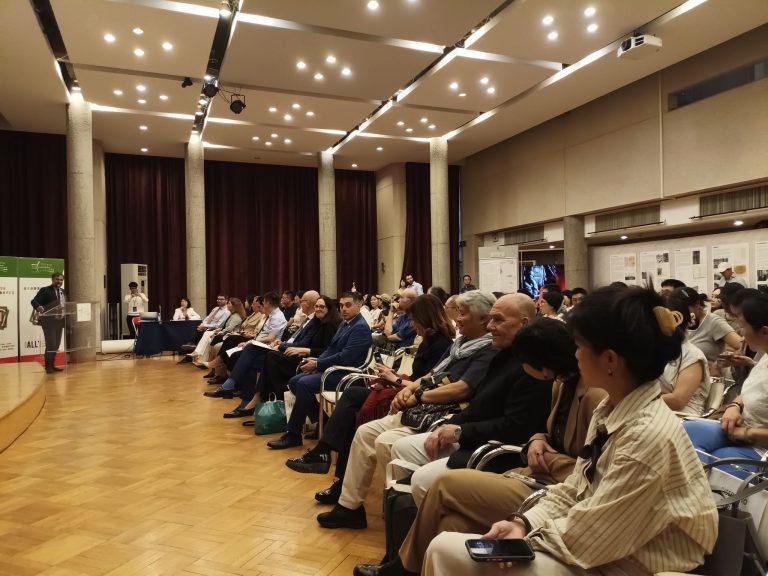 Pechino, inaugurata la mostra “Abbracciando l’infinito. L’eterna ricerca di Giuseppe Tucci”