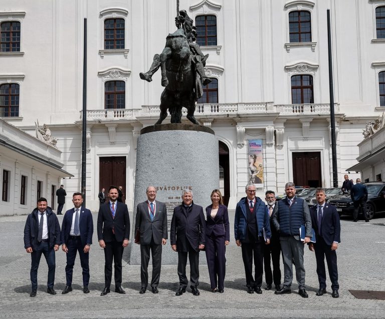 Tajani a Bratislava per la ministeriale “Amici dei Balcani occidentali”