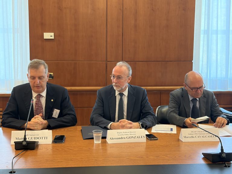 Alla Farnesina Seminario sulle tecnologie emergenti nell’industria chimica