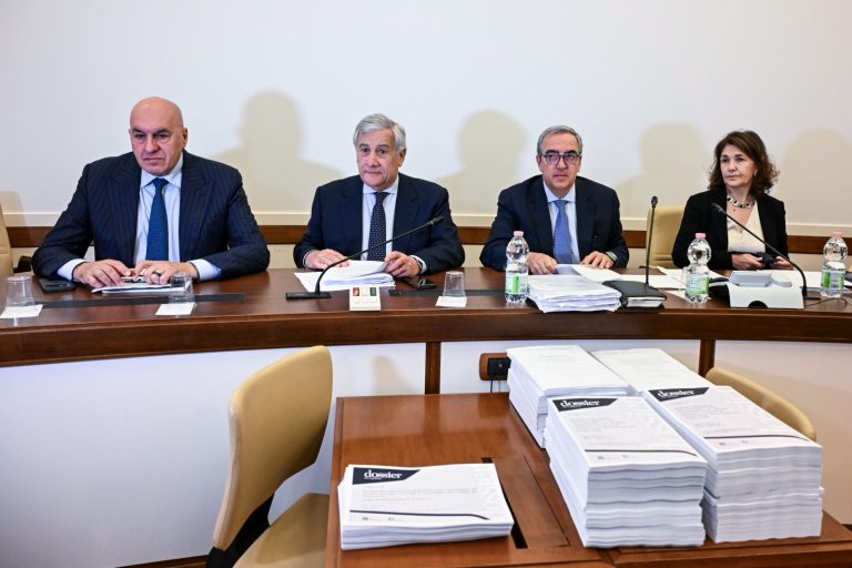 Comunicazioni del Ministro degli Esteri Antonio Tajani e del Ministro della Difesa Guido Crosetto davanti alle Commissioni Affari Esteri e Difesa riunite