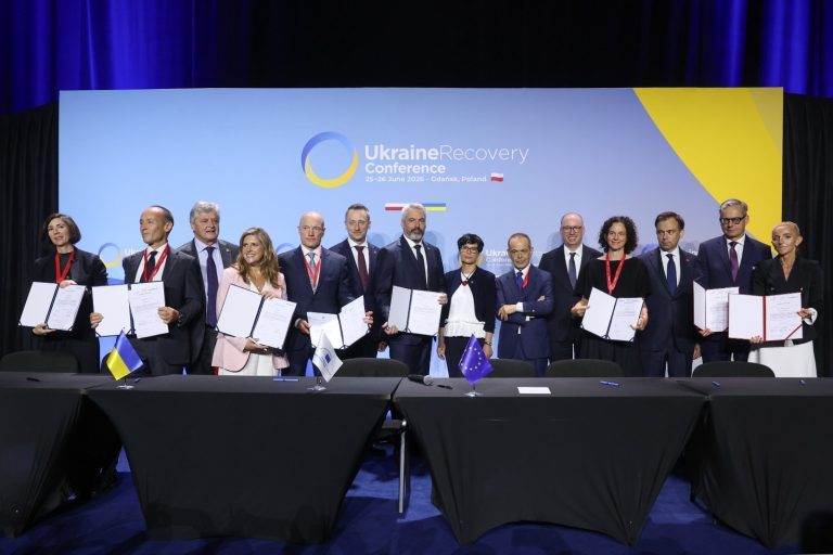 Italia partecipa alla cerimonia di firma per lo European Flagship Fund