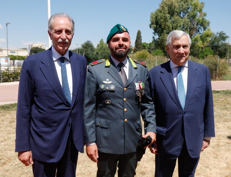 Tajani a Foggia per le celebrazioni per il 252° anniversario della Guardia di Finanza