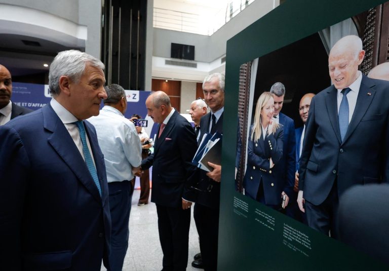 Tajani a Tunisi per il Forum Economico Imprenditoriale Italia-Tunisia