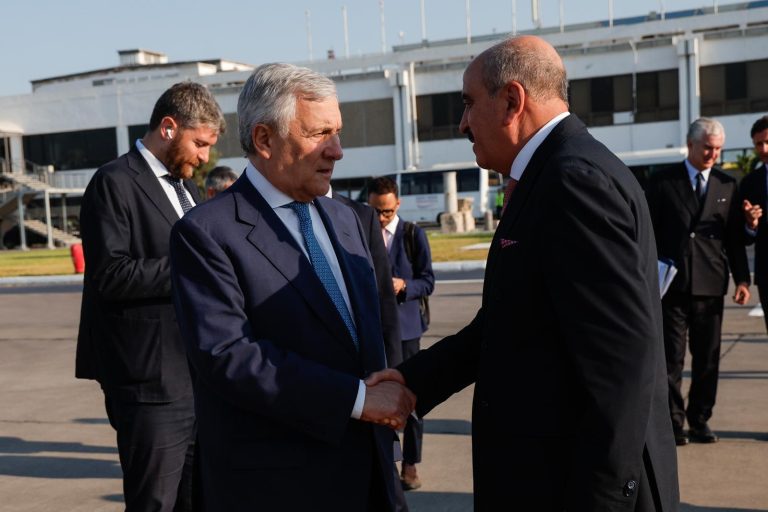 Tajani a Tunisi per il Forum Economico Imprenditoriale Italia-Tunisia