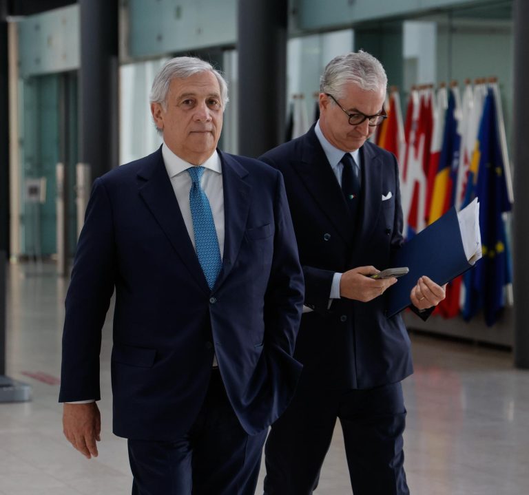 Tajani al Consiglio Affari Esteri a Lussemburgo